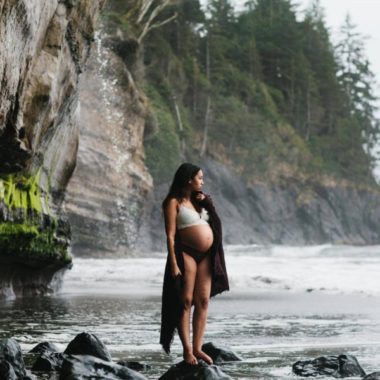 beach maternity pictures, daily fan favorite