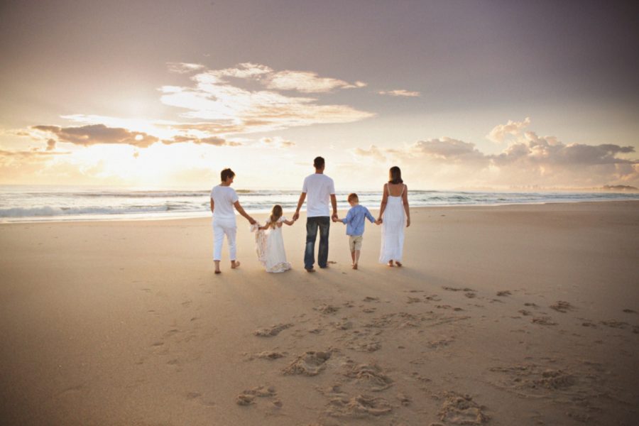 Sunrise Family Session on Currumbin Beach, family session, beach family pictures, what to wear for family pictures