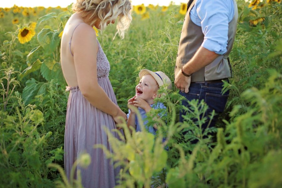 Wisconsin Sunflower Family Session, family sessions, what to wear for family sessions