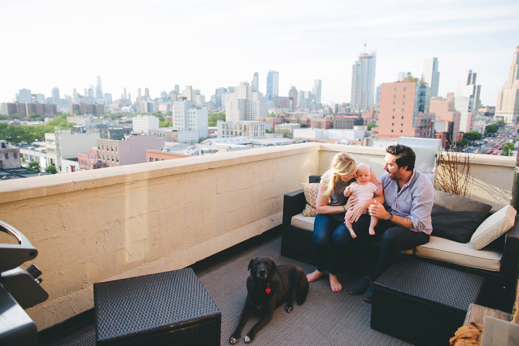 Urban New York Family Lifestyle Session, lifestyle picture ideas, what to wear for lifestyle pictures