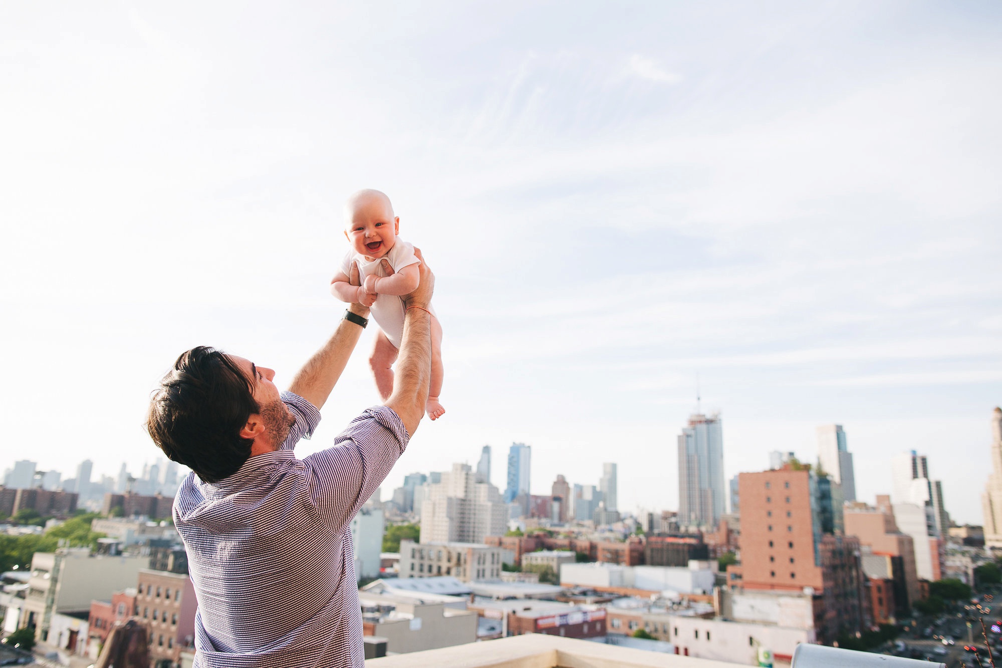 Urban New York Family Lifestyle Session, lifestyle picture ideas, what to wear for lifestyle pictures