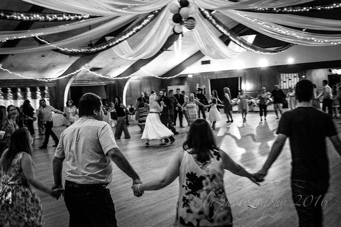 dancing wedding pictures, the daily story