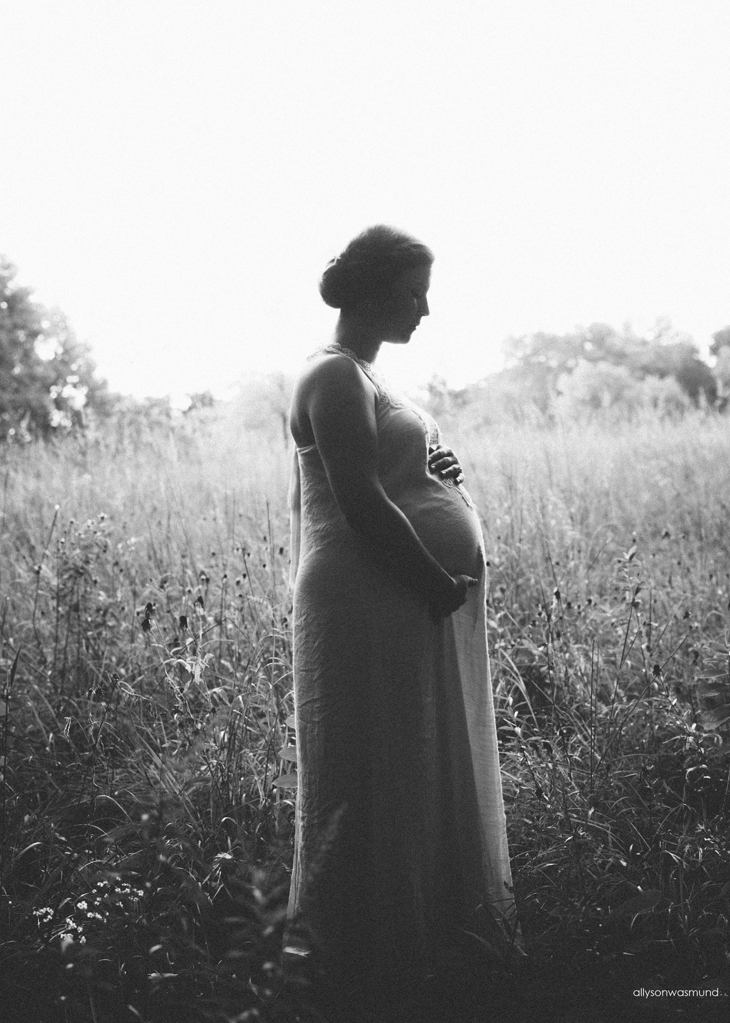 black and white maternity pictures, the daily story