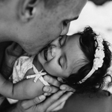 daughter and father poses, the daily story
