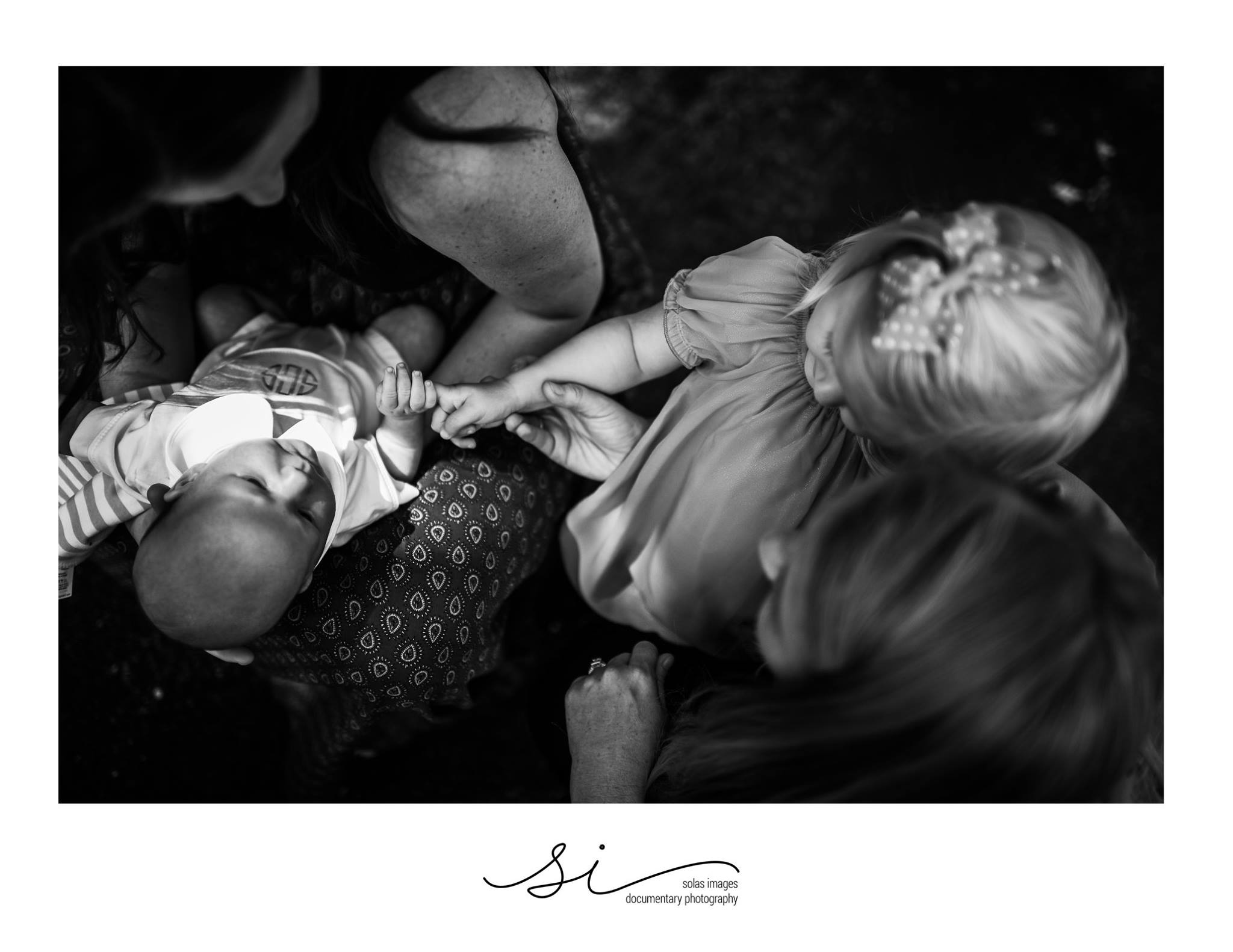 lifestyle newborn pictures, the daily story