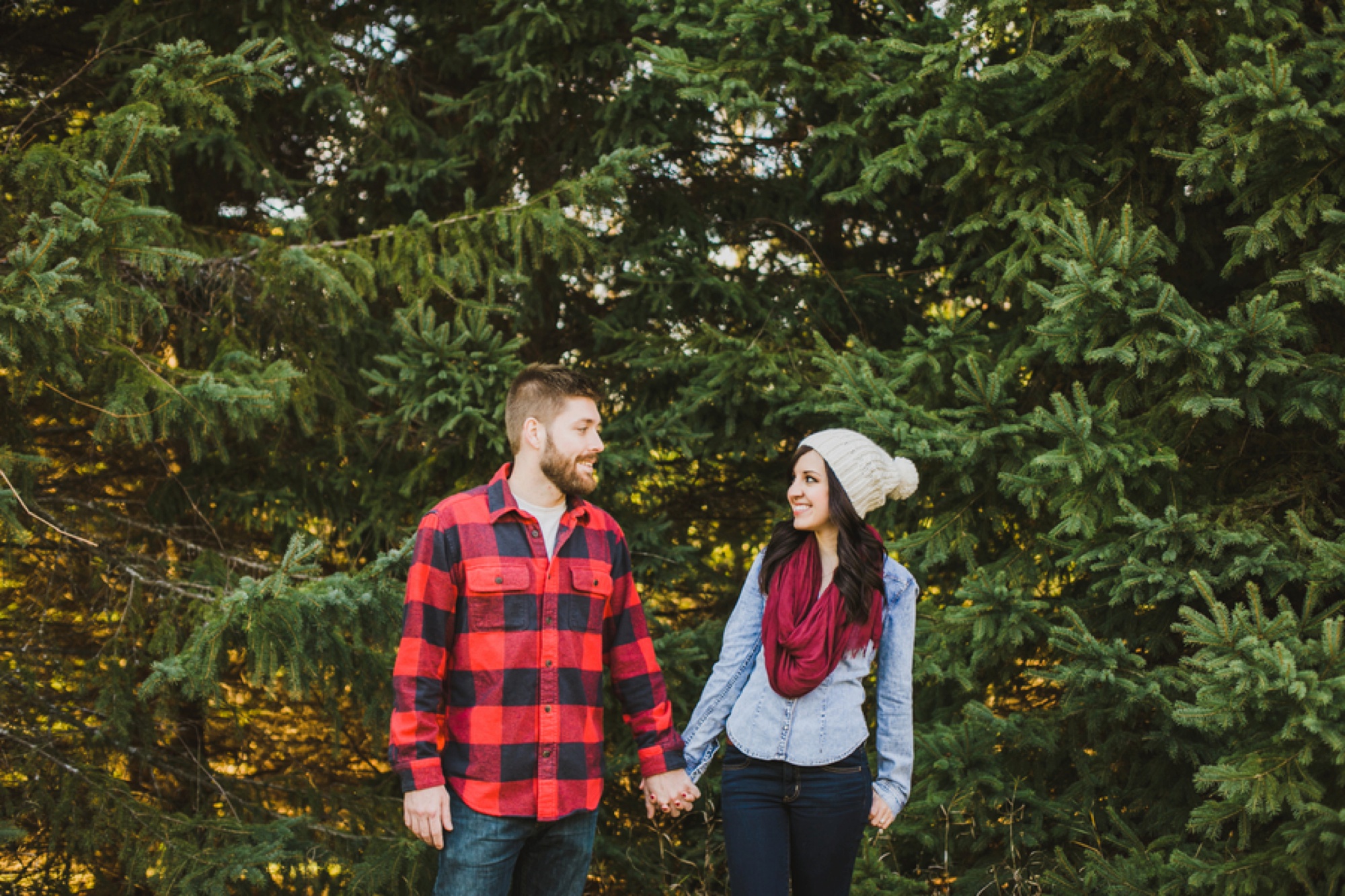 what to wear for engagement pictures, fall engagement pictures, State Park Fall Engagement