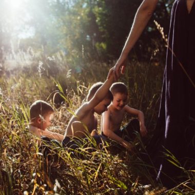 family pictures, the daily story