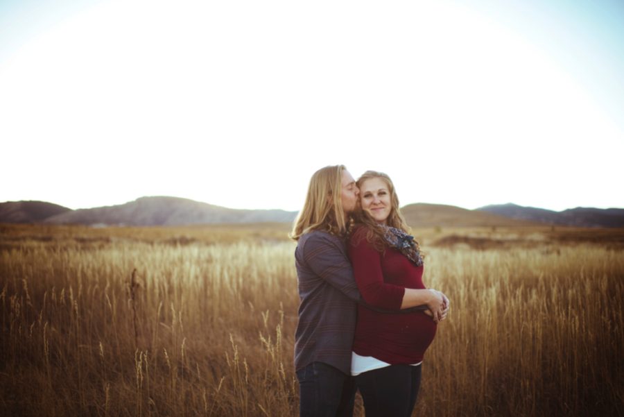 family of 3 maternity picture ideas, maternity poses, family of 3 pictures, Beyond the Wanderlust