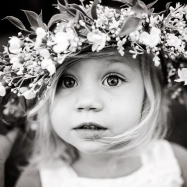 Jordan Voigt Photography - Little flower girl - lifestyle kid pictures