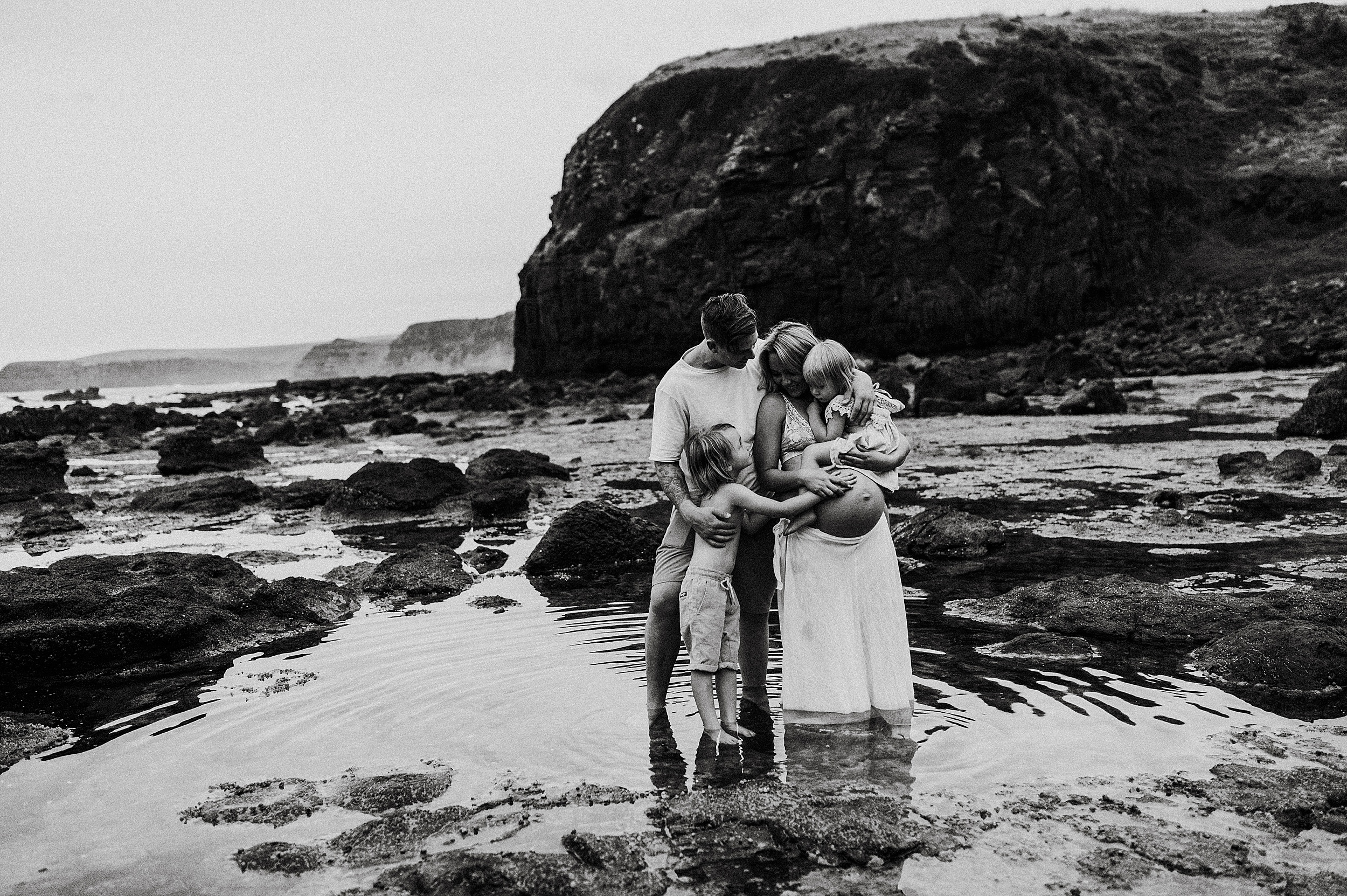 black and white family pictures, family pictures on the beach, maternity pictures, family of 4 poses