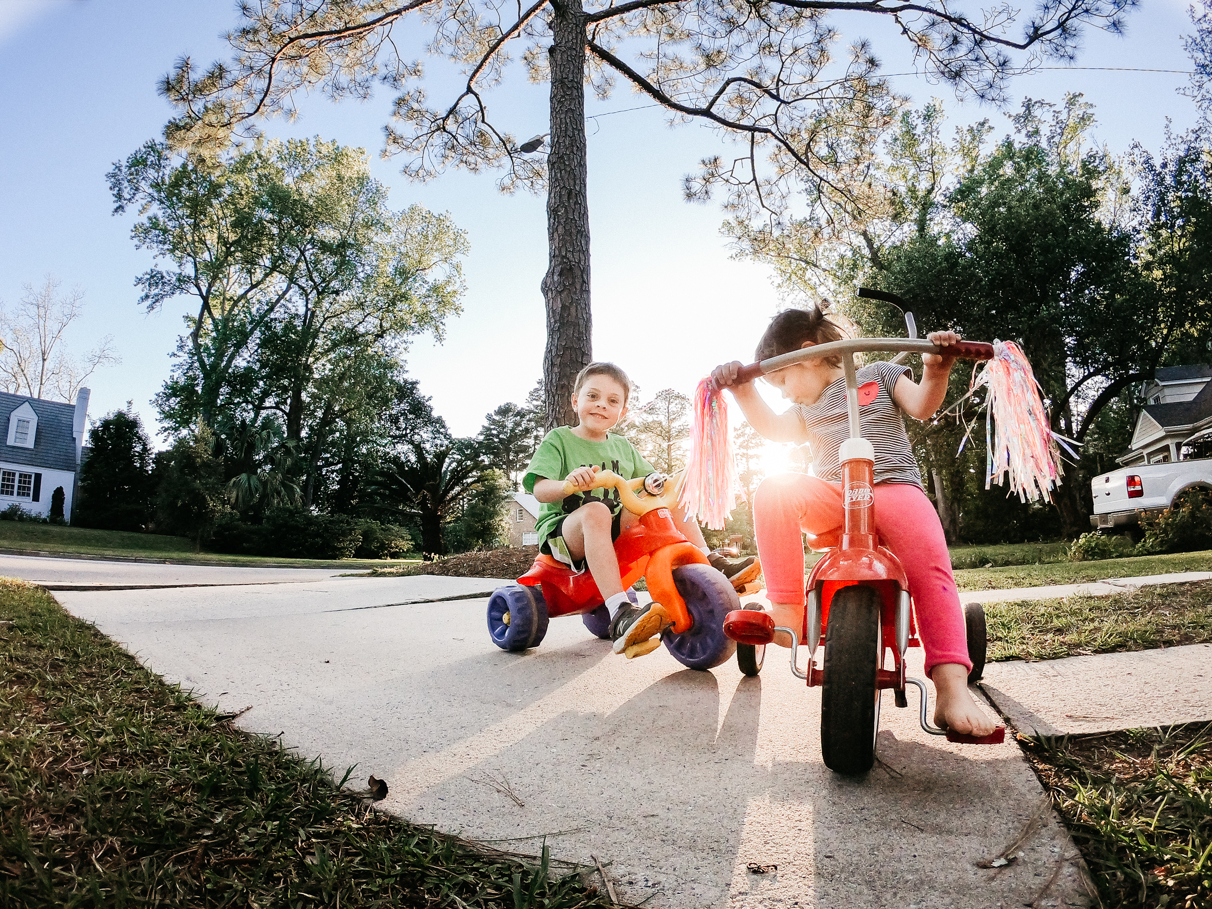 Go Pro, childhood pictures, summer childhood, kids riding bikes, lifestyle summer kid pictures
