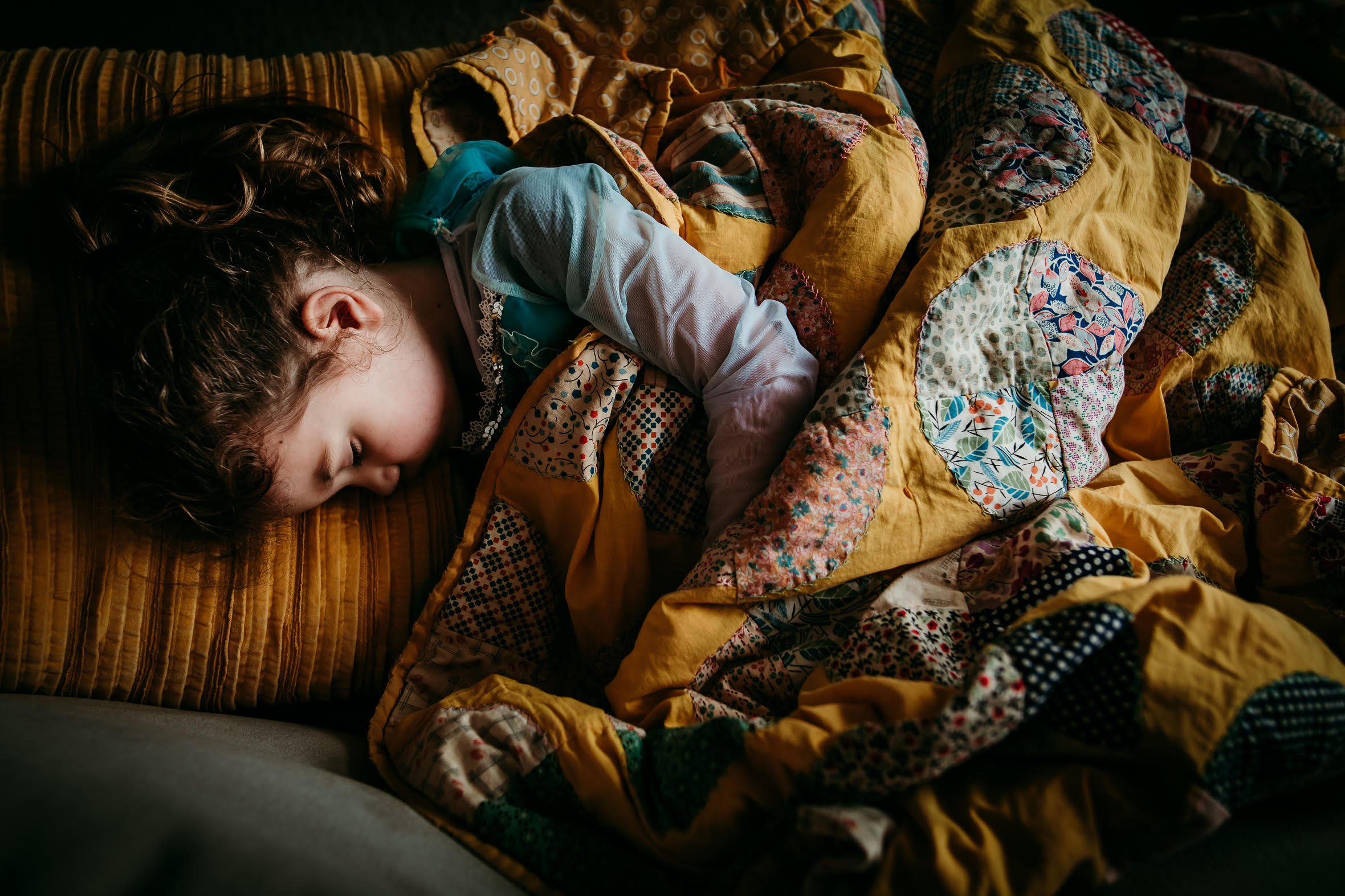 indoor natural light pictures, child sleeping, vintage quilts, lifestyle pictures